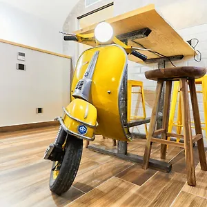 free-bikes-and-an-apartment-in-style-myflat-in-rome.it-romehotels.com/